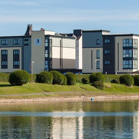 Ramsey Park Hotel Екстер'єр фото