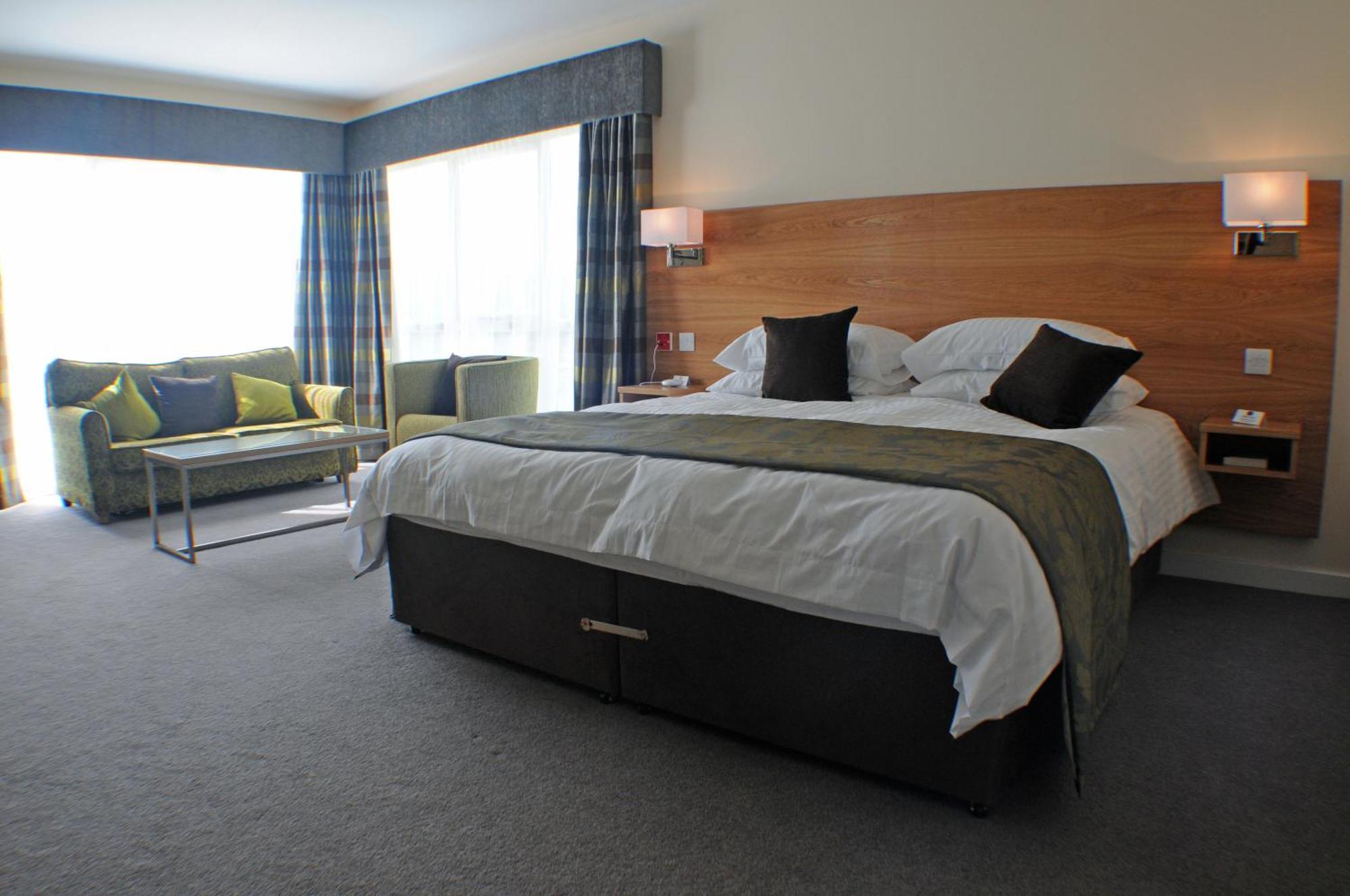 Ramsey Park Hotel Екстер'єр фото